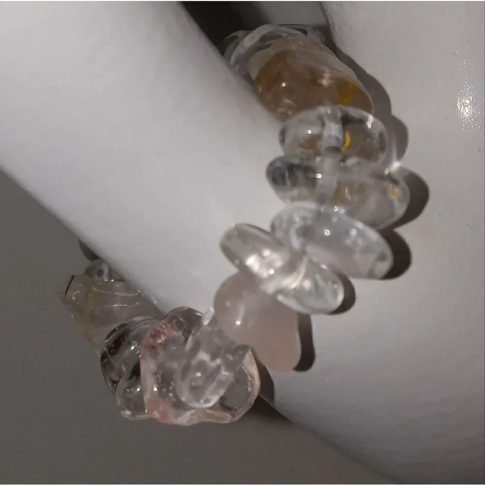 💕5/25 White quartz ring